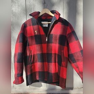 Woolrich Red and Black Buffalo Plaid Zip-Up Jacket With Sherpa Lining